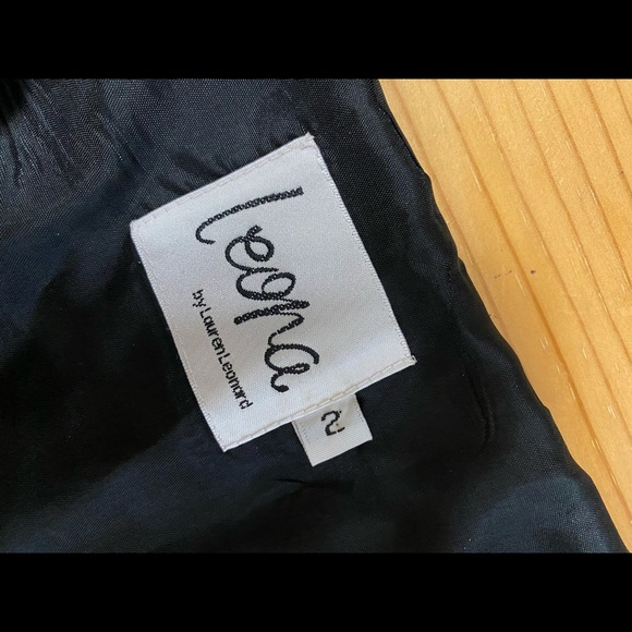 Leona formal mini wrap skirt - Picture 4 of 10